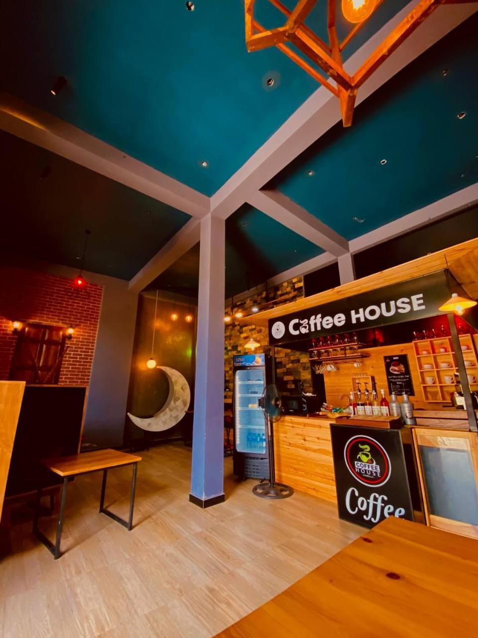 Hotel Coffee House Dambulla Esterno foto