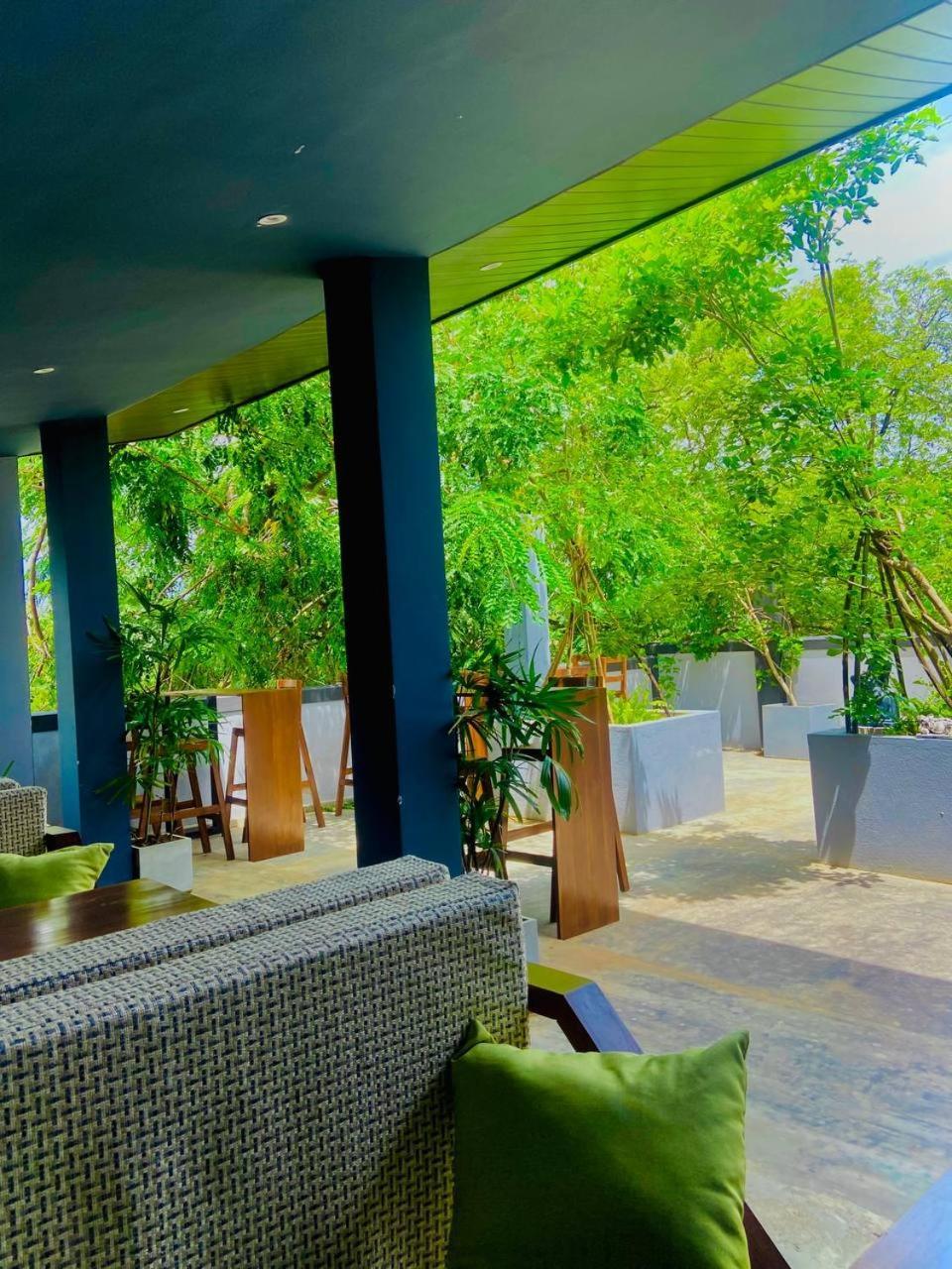 Hotel Coffee House Dambulla Esterno foto